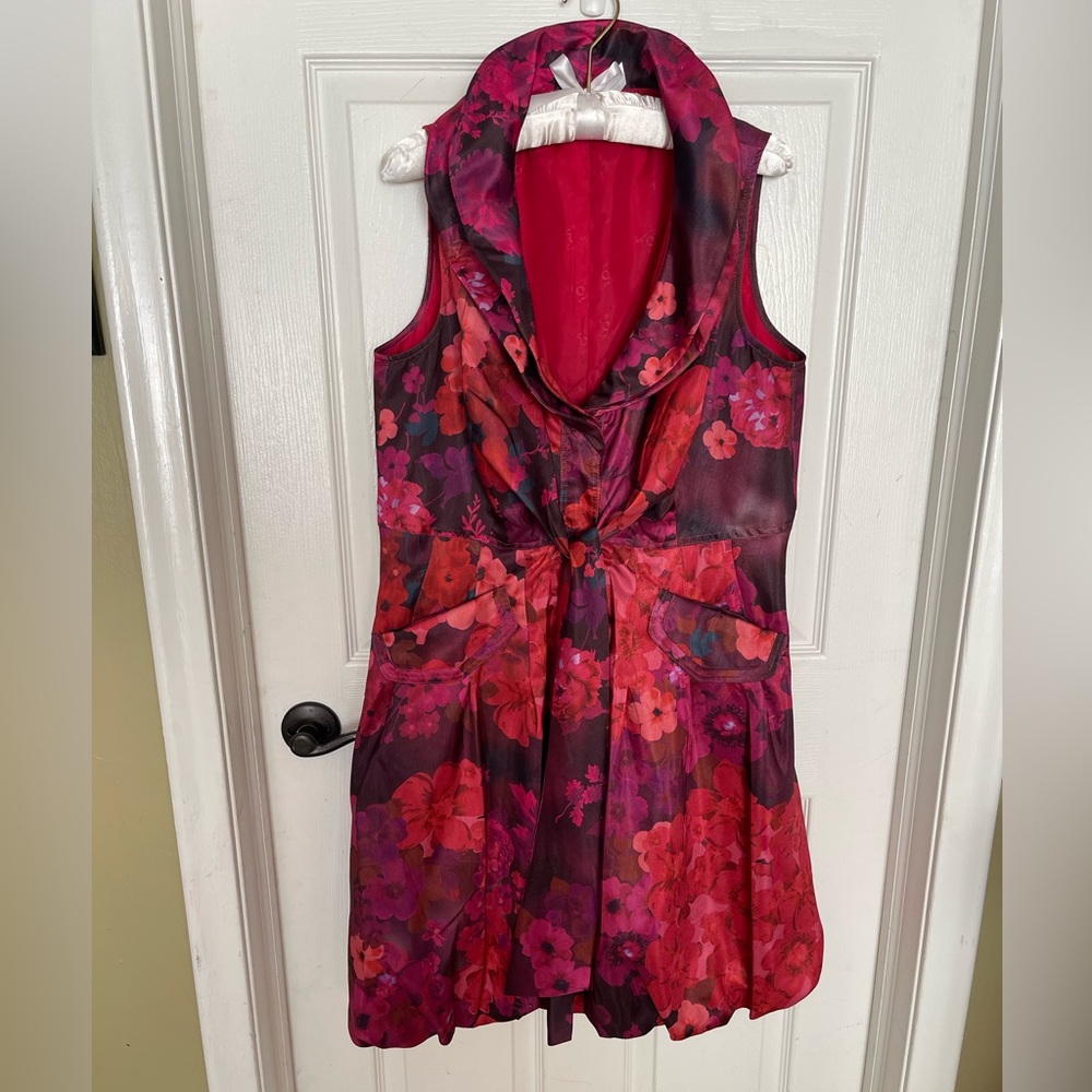 Samuel Dong Elegant Red Sleeveless Bubble Coat Dress